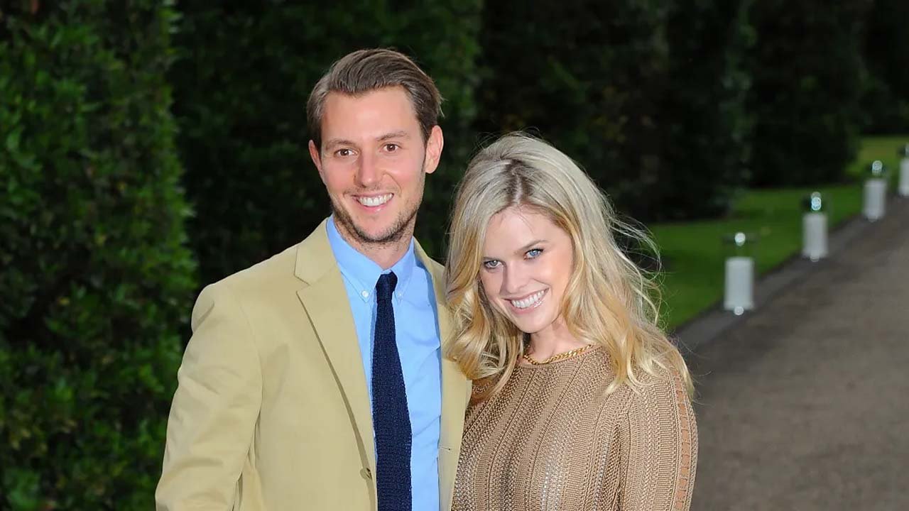 How Alex and Alice Eve Fell in Love Again